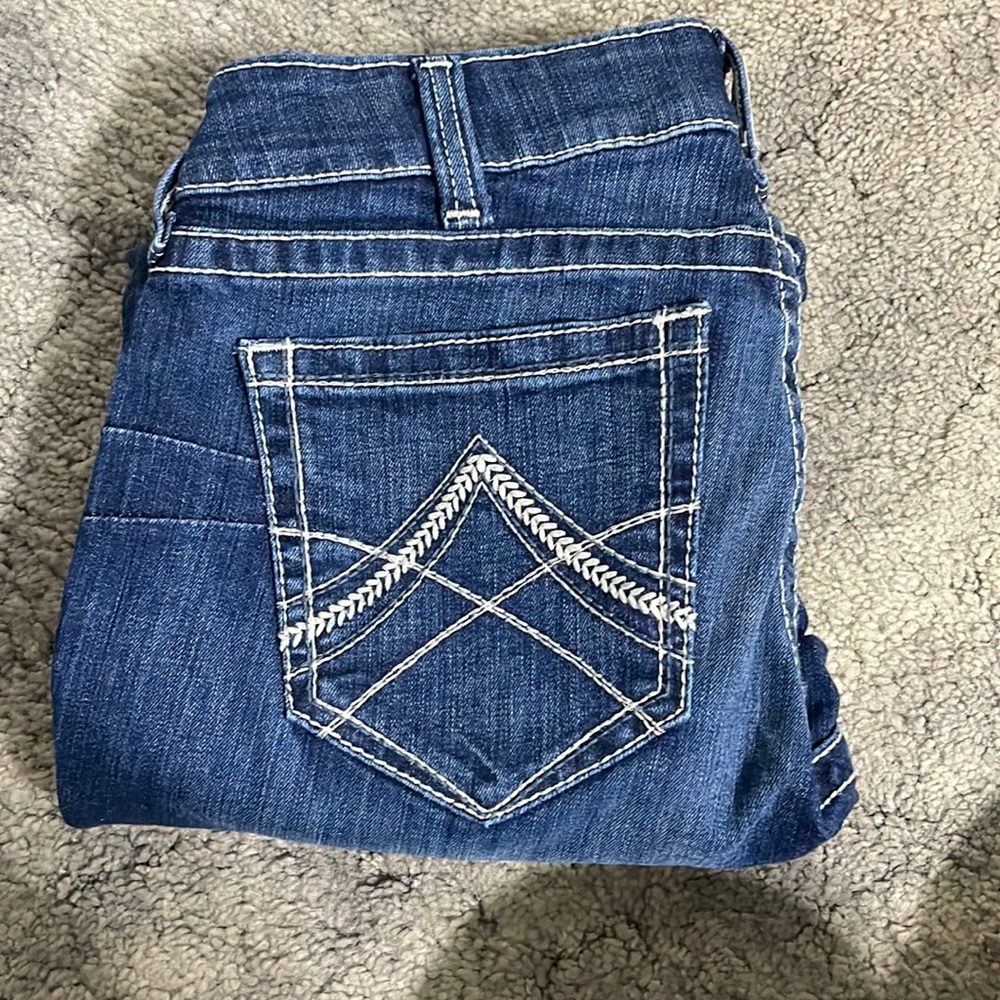 Ariat jeans! Size 31 in the waist and regular in length!